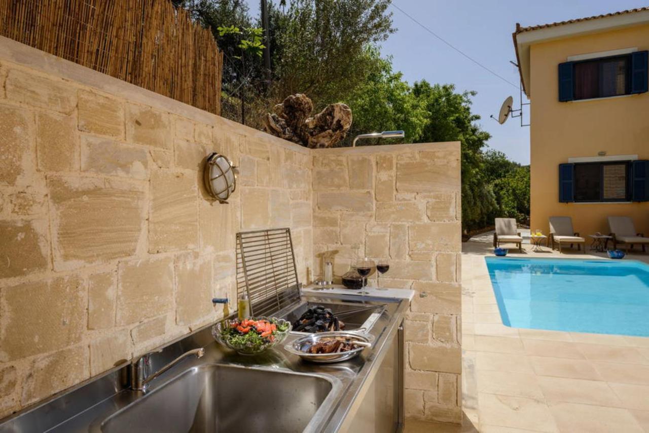 Seaview Villa Sofia ' Top Destination ' キサモス エクステリア 写真